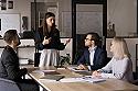 ¿Pueden limitarse las facultades del órgano de administración?
